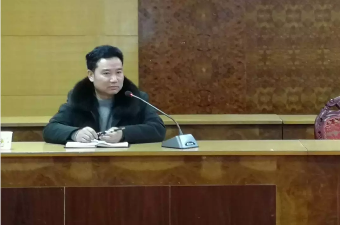 集團對(duì)幹部員(yuán)工(gōng)進行(xíng)全員(yuán)培訓